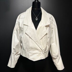 🔥 Vintage White Moto-Style Jacket — Size L — Bold, Clean, Iconic 🔥